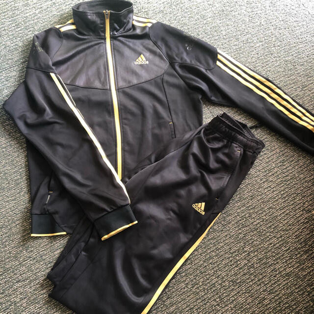 adidasジャージ