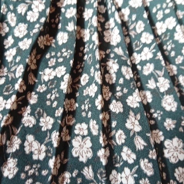 COLZA(コルザ)のusa♪様専用  花柄プリーツロングスカート レディースのスカート(ロングスカート)の商品写真