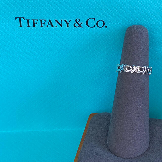 Tiffany & Co.(ティファニー)の新品仕上げ加工済み　ティファニー　XOXOリング　約8号 レディースのアクセサリー(リング(指輪))の商品写真