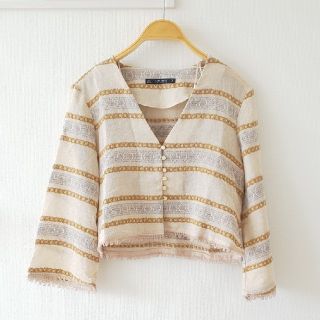 ザラ(ZARA)のZARA ノーカラー刺繍ジャケット(ノーカラージャケット)