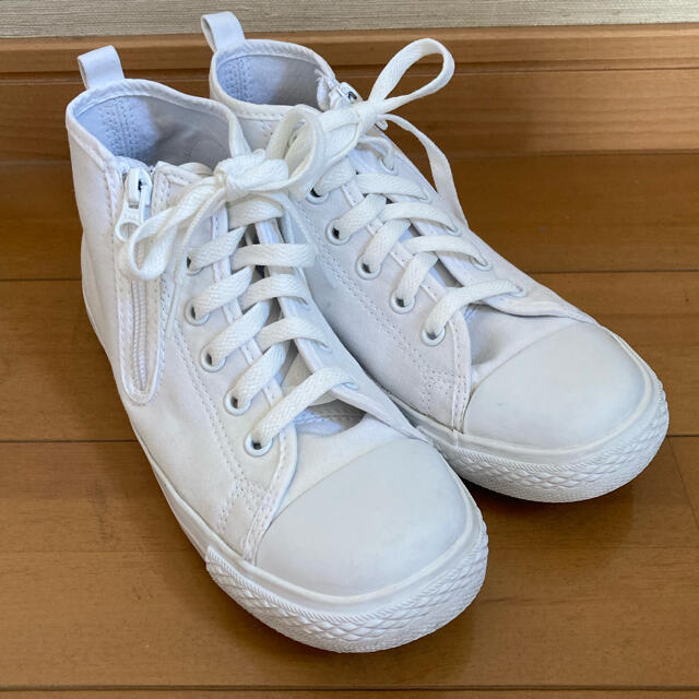 CONVERSE(コンバース)の★myblu様専用★converse ハイカットスニーカー キッズ 22㎝  キッズ/ベビー/マタニティのキッズ靴/シューズ(15cm~)(スニーカー)の商品写真