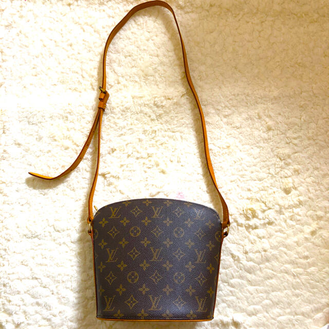 LOUIS  VUITTON ショルダーバック