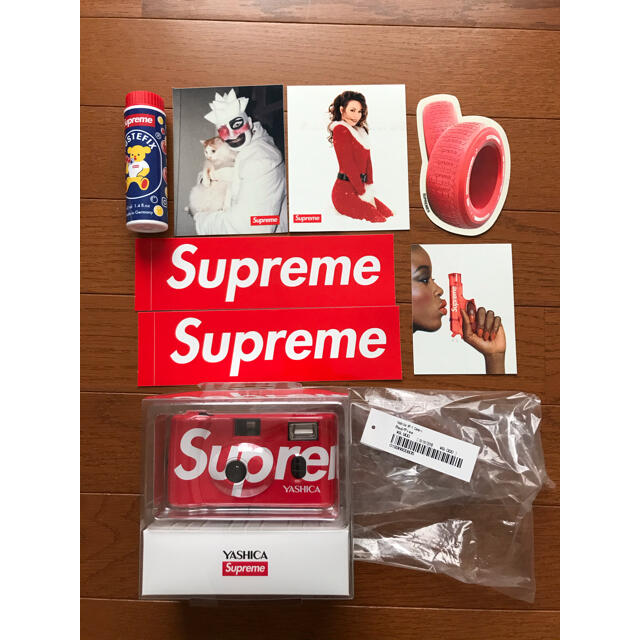 Supreme(シュプリーム)のおまけ多数❗️Supreme Yashica MF-1 Camera スマホ/家電/カメラのカメラ(フィルムカメラ)の商品写真