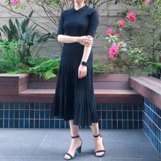 ジルスチュアート(JILLSTUART)のアガットポロ襟ニットワンピース(ひざ丈ワンピース)