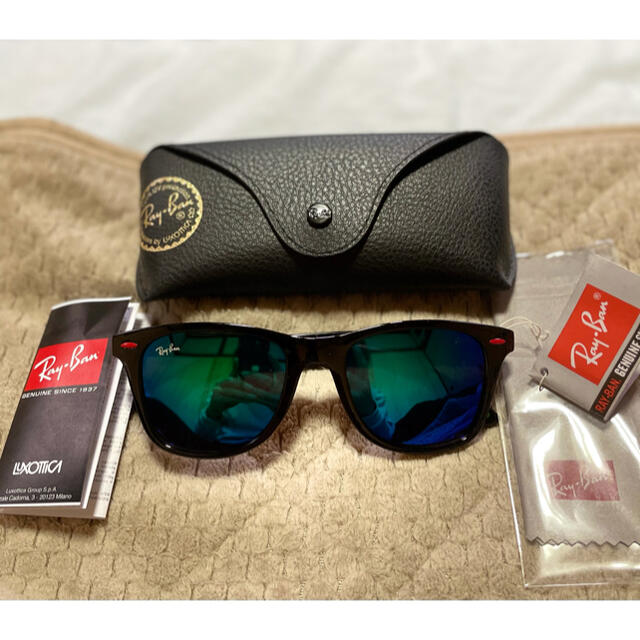 レイバン　サングラス　値下げ中！使用１回　美品　Ray Ban ミラーレンズ