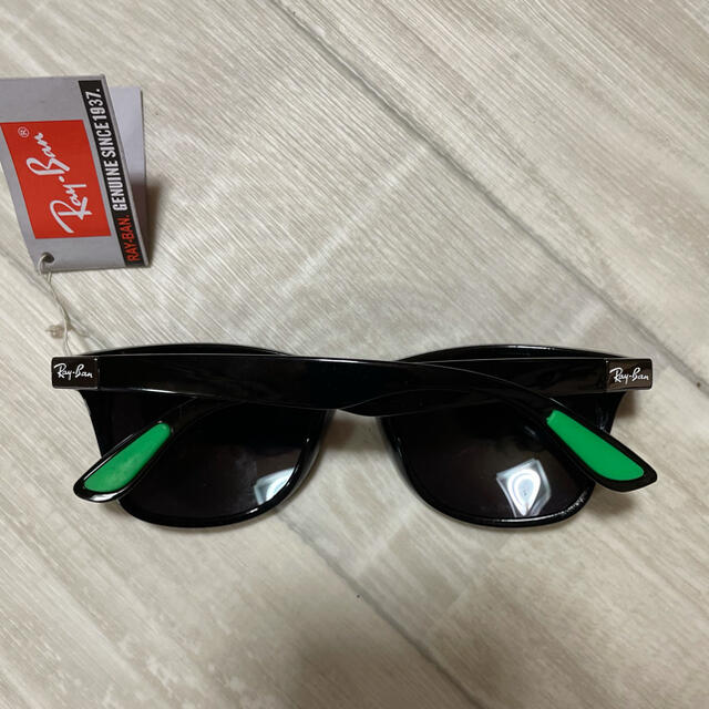 レイバン　サングラス　値下げ中！使用１回　美品　Ray Ban ミラーレンズ