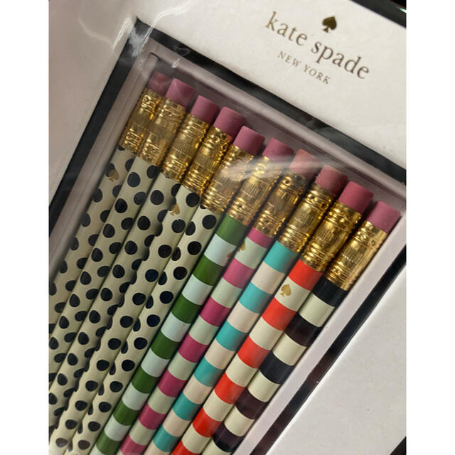 kate spade new york(ケイトスペードニューヨーク)の【新品未使用】ケイトスペードニューヨーク鉛筆10本 エンタメ/ホビーのアート用品(鉛筆)の商品写真