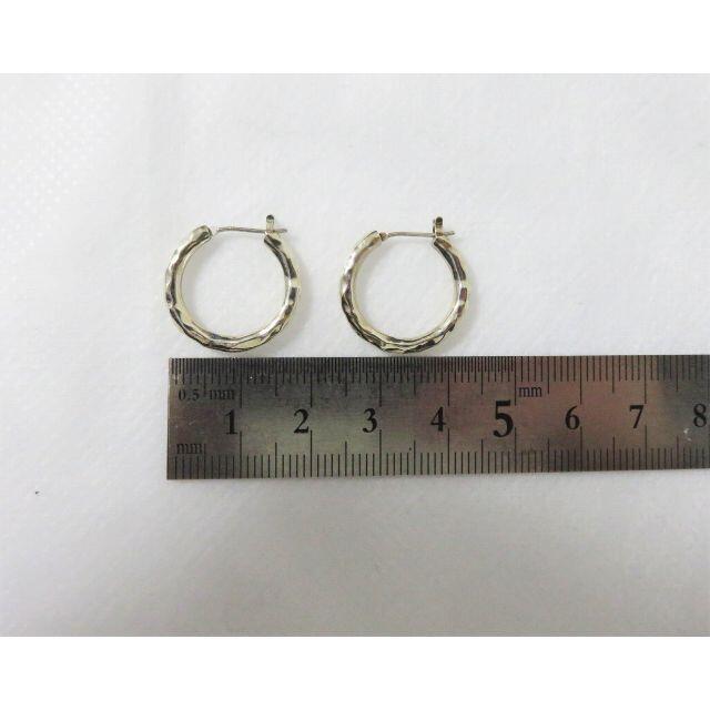 HOT e.m. - e.m. フープ ピアス 両耳 シルバー 叩き加工 イーエム 2個
