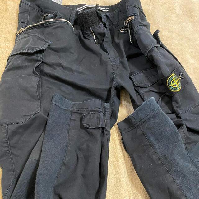 STONE ISLAND(ストーンアイランド)のStoneIsland 切り替え　カーゴパンツ メンズのパンツ(ワークパンツ/カーゴパンツ)の商品写真