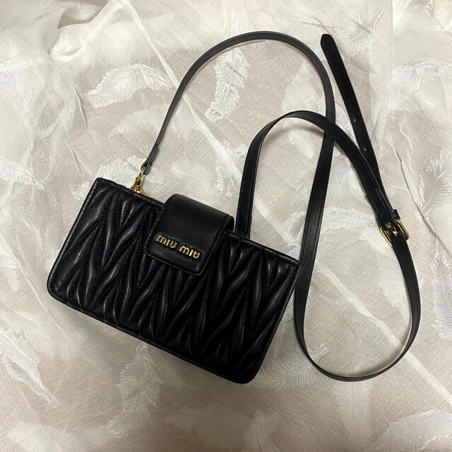 miumiu マテラッセ ミニバッグ最終値下げ