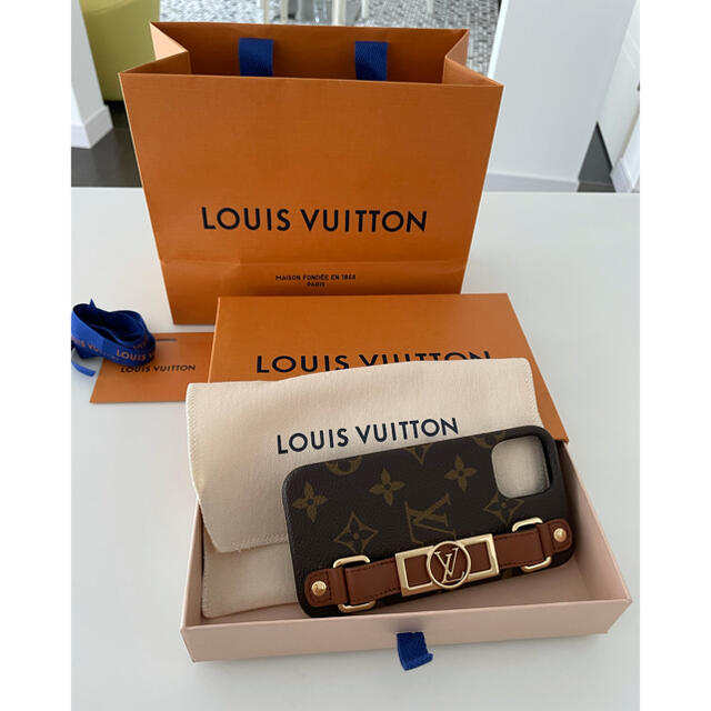 LOUIS VUITTON(ルイヴィトン)の新品　ルイヴィトンIPHONE・バンパー  ドーフィーヌ 12 / 12 PRO スマホ/家電/カメラのスマホアクセサリー(iPhoneケース)の商品写真