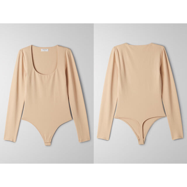 ARITZIA / Babaton ボディスーツ　タンクトップ　スクエアネック