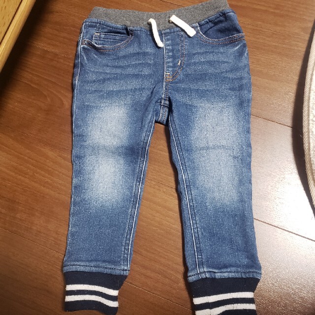 CLASSIC(クラシック)のCLASSICデニムパンツ キッズ/ベビー/マタニティのキッズ服女の子用(90cm~)(パンツ/スパッツ)の商品写真