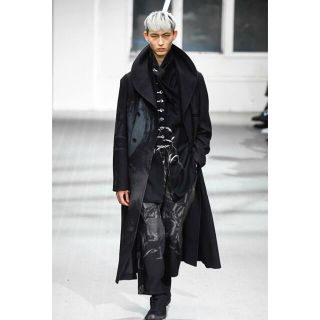 ヨウジヤマモト(Yohji Yamamoto)のyohji yamamot N-プリントヘチマコート(BLACK)  (チェスターコート)