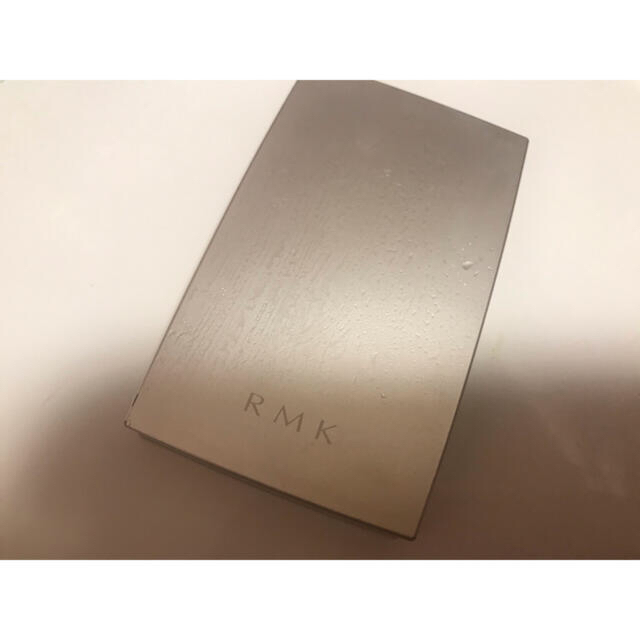 RMK(アールエムケー)の♡RMK シルクフィット フェイスパウダー、リクイドファンデーションセット♡ コスメ/美容のベースメイク/化粧品(フェイスパウダー)の商品写真