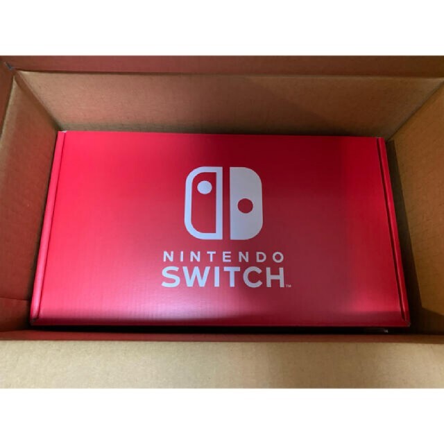 Nintendo Switch(ニンテンドースイッチ)のNintendo Switch ネオンブルー/レッド  マイニンテンドーストア エンタメ/ホビーのゲームソフト/ゲーム機本体(携帯用ゲーム機本体)の商品写真