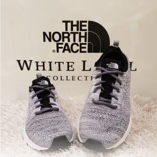 ザノースフェイス(THE NORTH FACE)のTHE NORTH FACE　ノースフェイス　新品　スニーカ　シューズ　26.5(スニーカー)