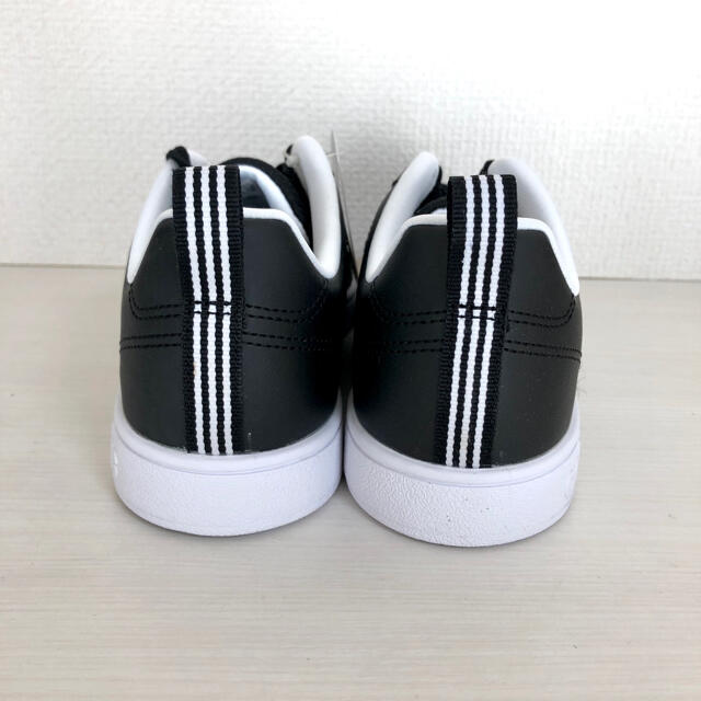 adidas(アディダス)のアディダス adidas スニーカー 25.5cm 黒×白 ☆新品未使用 メンズの靴/シューズ(スニーカー)の商品写真