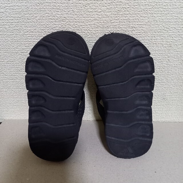 adidas(アディダス)のりー様専用です！アディダス　サンダル　14cm キッズ/ベビー/マタニティのベビー靴/シューズ(~14cm)(サンダル)の商品写真