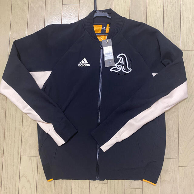 adidas新品未使用とキッズセットメンズ