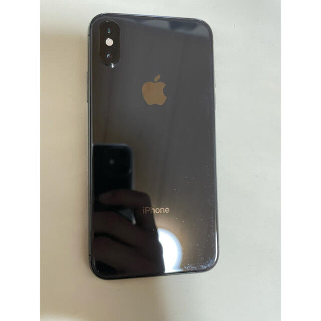 Apple(アップル)のiPhone xs  ブラック スマホ/家電/カメラのスマートフォン/携帯電話(スマートフォン本体)の商品写真