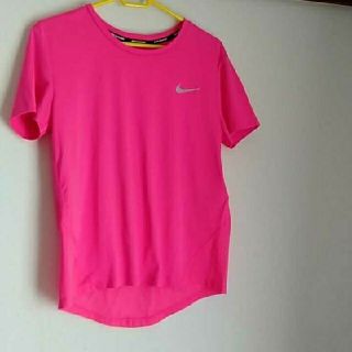 ナイキ(NIKE)のNIKE RUNNING(Tシャツ(半袖/袖なし))