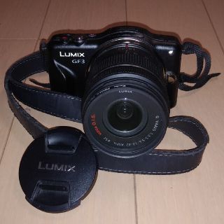 パナソニック(Panasonic)のPanasonic LUMIX DMC-GF3W　デジタルカメラ(ミラーレス一眼)