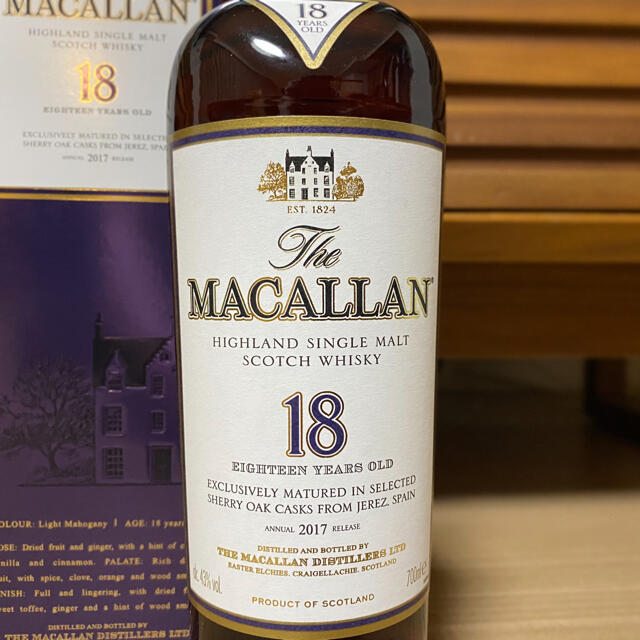 【2022春夏新色】 サントリー - マッカラン 18年 2017年リリース MACALLAN 箱付 新品未開封品 ウイスキー 【2022春夏新色】 サントリー - マッカラン 18年 2017年リリース MACALLAN 箱付 新品未開封品 ウイスキー
