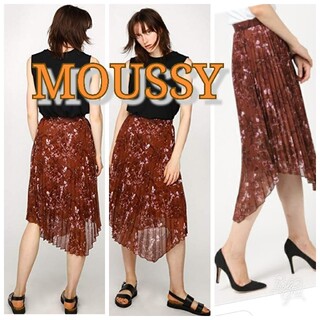 マウジー(moussy)のMOUSSY マウジー　ダークフラワープリーツスカート　花柄　プリーツスカート(ロングスカート)
