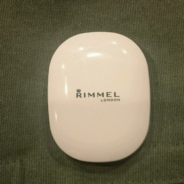 RIMMEL(リンメル)のリンメル♡ファンデOC2 コスメ/美容のベースメイク/化粧品(ファンデーション)の商品写真