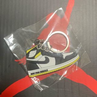 ナイキ(NIKE)のエアジョーダン1Not For Resale 黒黄　AJ1  キーホルダー(キーホルダー)