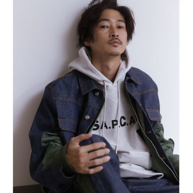 SACAI x APC 　パーカー　グレー　Mサイズのサムネイル