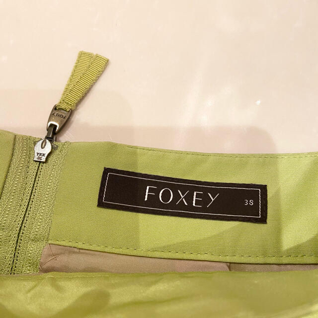 本日 SALE Foxey 38  オールシルクの美しい光沢　ピスタチオ 1