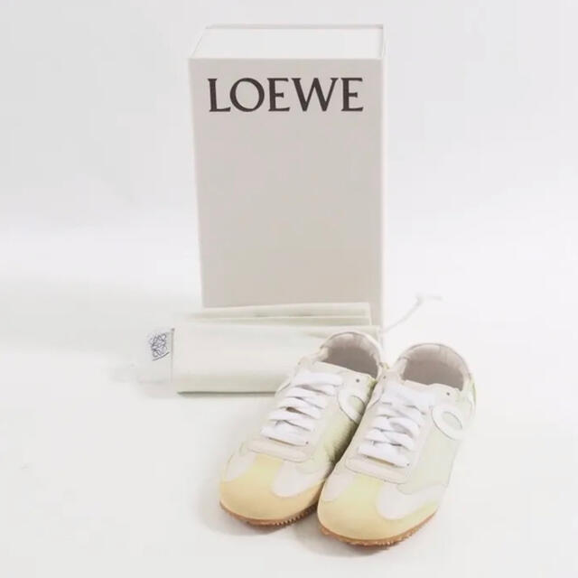 の 様専用!スニーカー 新発売 16701円 stockshoes.co