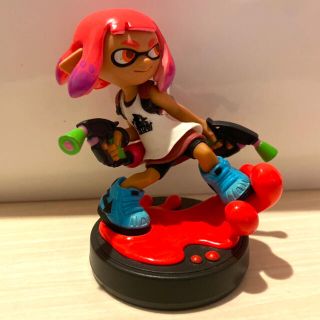 ニンテンドースイッチ(Nintendo Switch)のネオンピンクガール　amiibo(ゲームキャラクター)