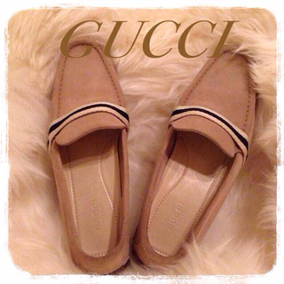 グッチ(Gucci)のGUCCI Loafers(ローファー/革靴)