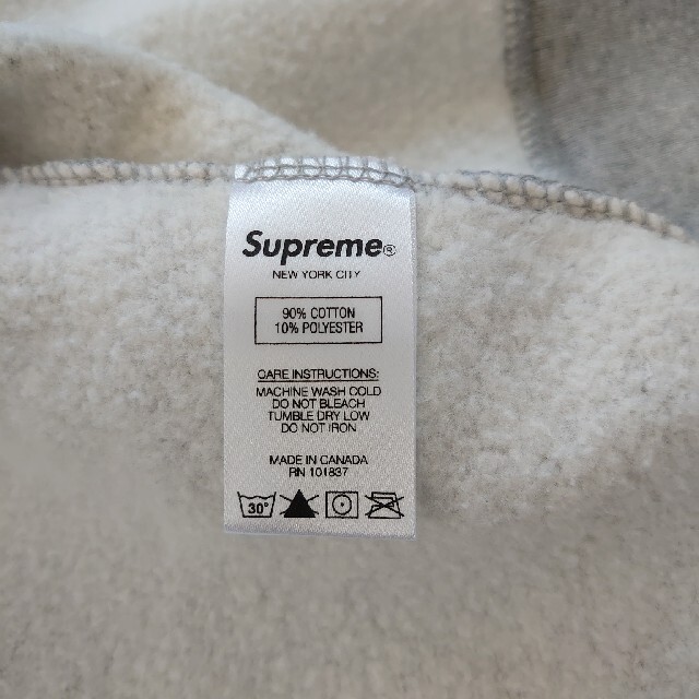 Supreme(シュプリーム)のSupreme Small Box Zip Up Sweatshirt メンズのトップス(パーカー)の商品写真