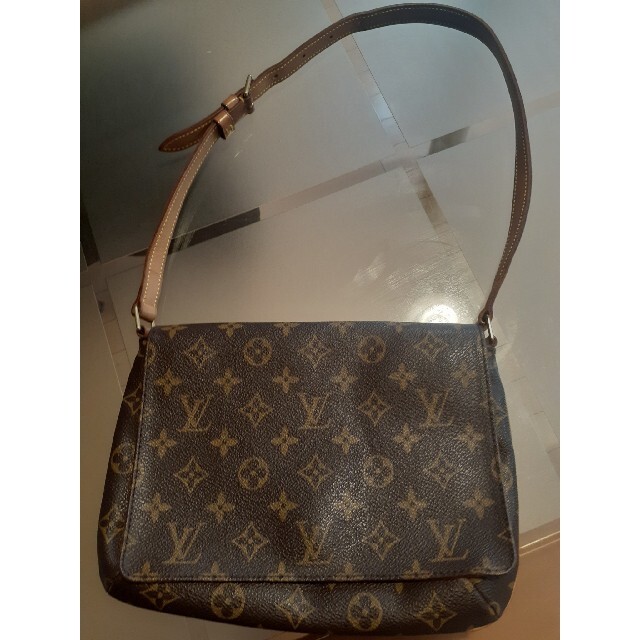 お気に入りの LOUIS VUITTON - ヴィトンショルダーバック ショルダー