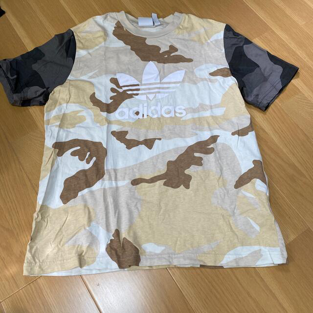 adidas(アディダス)のアディダス メンズのトップス(Tシャツ/カットソー(半袖/袖なし))の商品写真