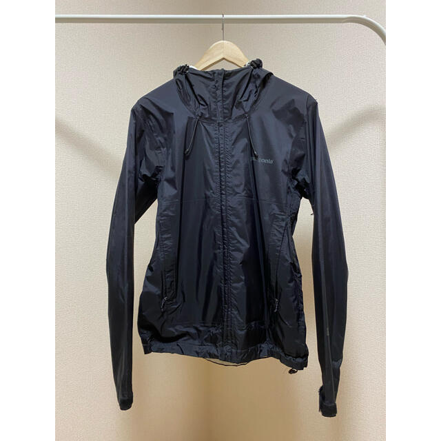 patagonia(パタゴニア)の【patagonia】 ナイロンジャケット 黒　Sサイズ メンズのジャケット/アウター(ナイロンジャケット)の商品写真