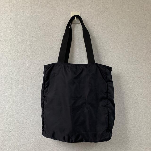 NIKE(ナイキ)のNIKE キルティングトートバッグ 軽量 レディースのバッグ(トートバッグ)の商品写真
