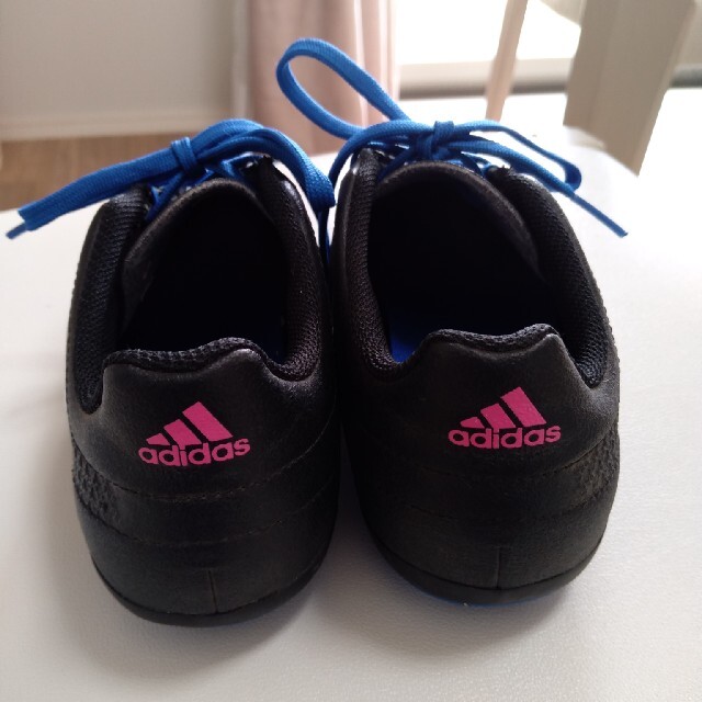 adidas 美品!adidasサッカースパイク21.5cmジュニアの通販 by beach☆ サッカーadidasトレーニングシューズ