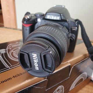 ニコン(Nikon)のNikon D40 デジタル一眼カメラ(デジタル一眼)