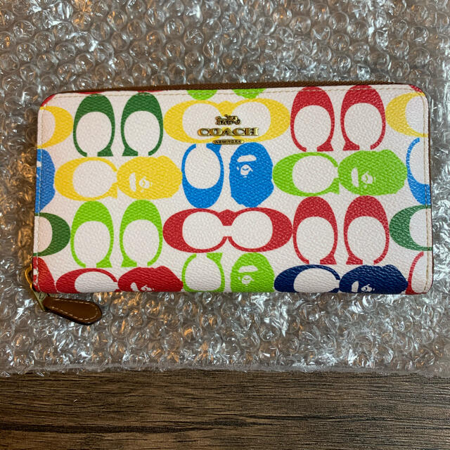 A BATHING APE - コーチ×ベイプ長財布 マルチカラーの通販 by A BATHING APE - コーチ×ベイプ長財布 マルチカラーの通販 by
