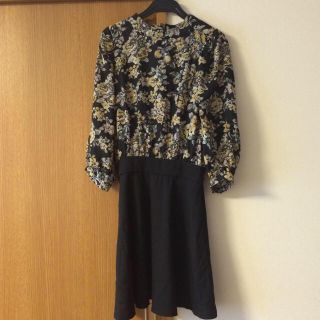 ダブルクローゼット(w closet)の秋冬ワンピ♡レトロ♡花柄(ミニワンピース)