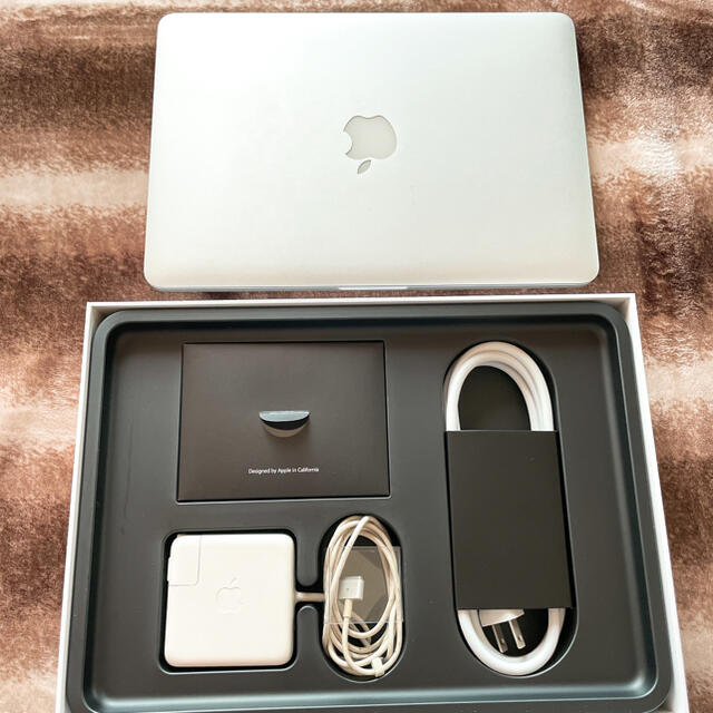 Apple(アップル)のMacBook Pro 13インチ Early2015 美品 128GB スマホ/家電/カメラのPC/タブレット(ノートPC)の商品写真