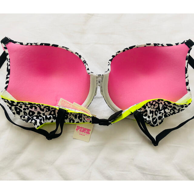 Victoria's Secret(ヴィクトリアズシークレット)のPINK victoria's secret Bra (size34C) レディースの下着/アンダーウェア(ブラ)の商品写真