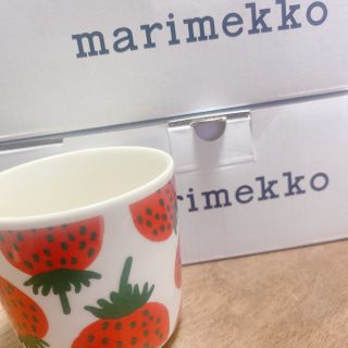 マリメッコ(marimekko)のマリメッコ ラテマグ マンシッカ ４つセット(グラス/カップ)