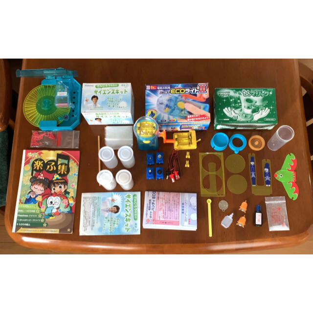 子供用 実験学習キット 4点セット キッズ/ベビー/マタニティのおもちゃ(知育玩具)の商品写真