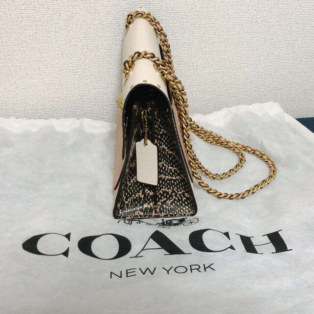 COACH(コーチ)の[値下げ中] coachショルダーバッグ レディースのバッグ(ショルダーバッグ)の商品写真